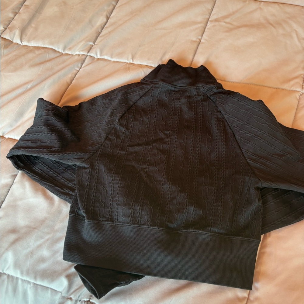 ALO Yoga Brown Cable-Knit Turtleneck Top - Picture 6 of 6